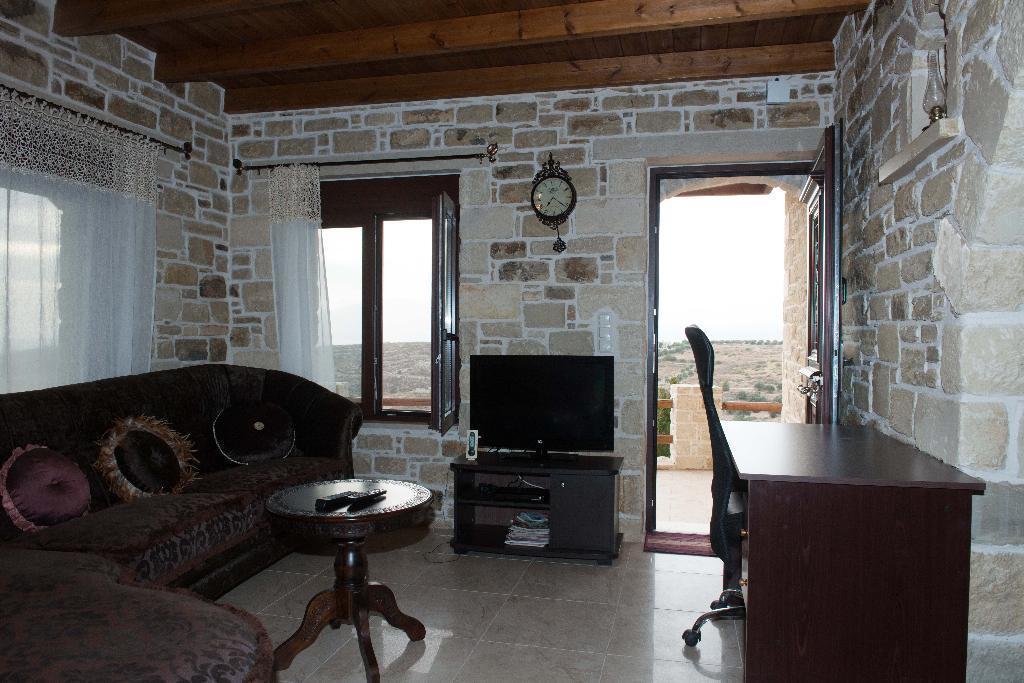 Villas Alexandros Petrino Kalamaki  Ruang foto