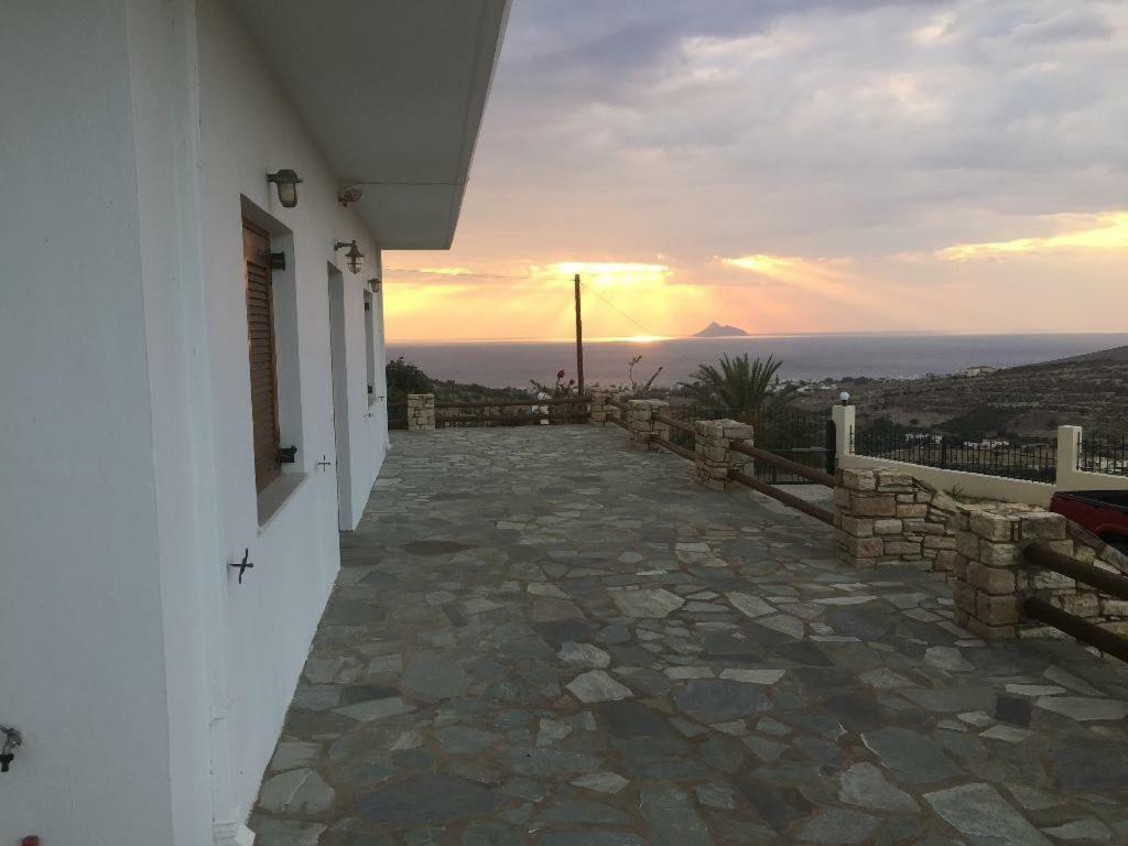 Villas Alexandros Petrino Kalamaki  Bagian luar foto