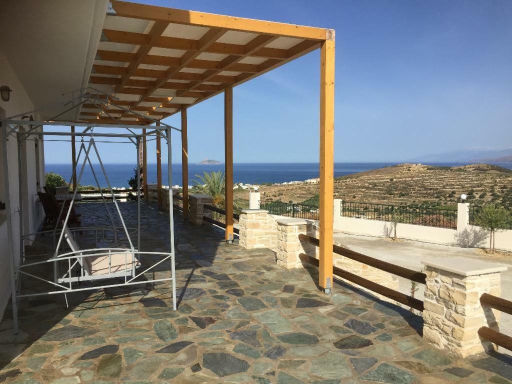 Villas Alexandros Petrino Kalamaki  Bagian luar foto